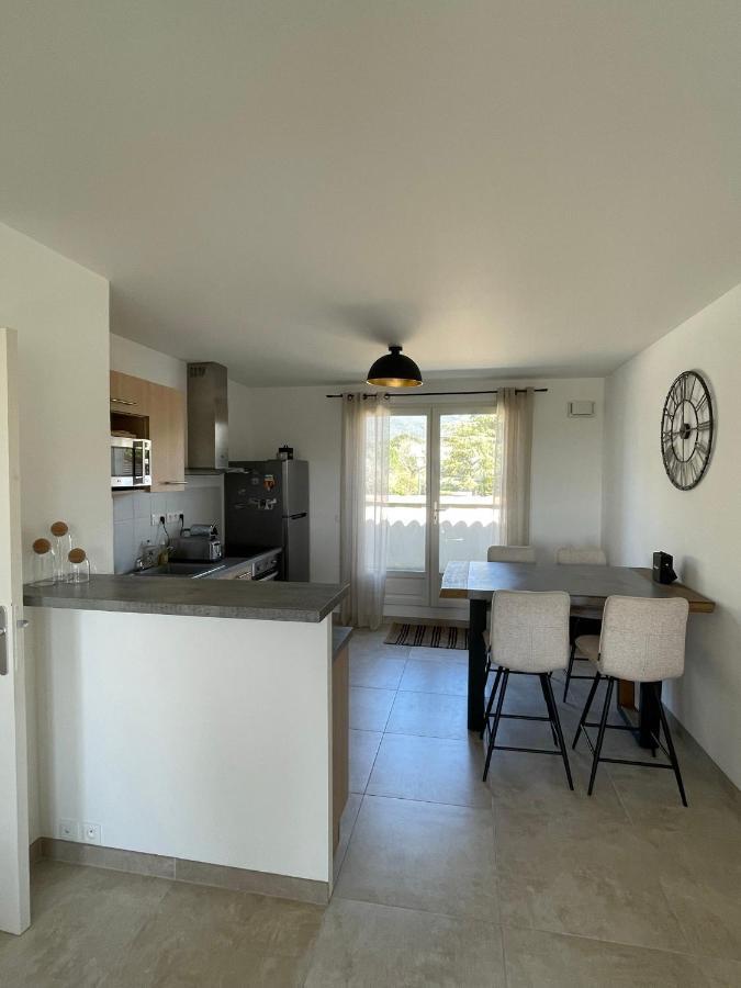 Le Lourmarinois Apartamento Exterior foto